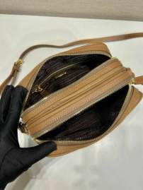 Picture of Prada Handbags _SKUfw175853698fw